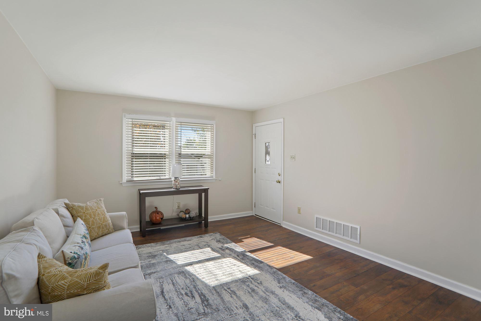 84 Knight Avenue Runnemede, NJ 08078 - Photo 3 of 21 Gallery Image 3