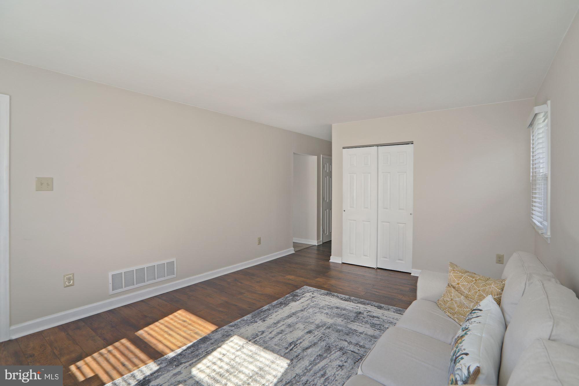 84 Knight Avenue Runnemede, NJ 08078 - Photo 4 of 21 Gallery Image 4