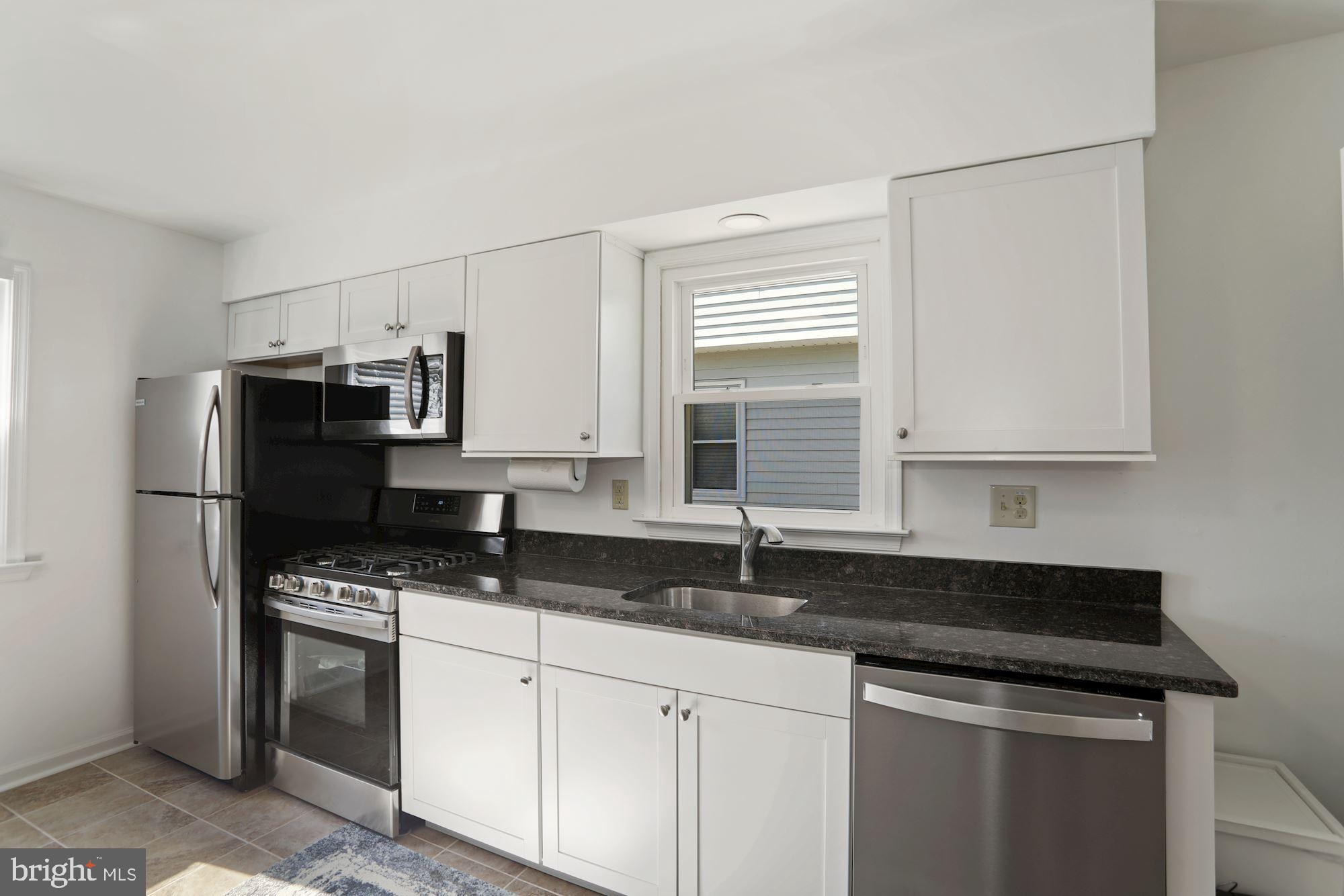 84 Knight Avenue Runnemede, NJ 08078 - Photo 6 of 21 Gallery Image 6