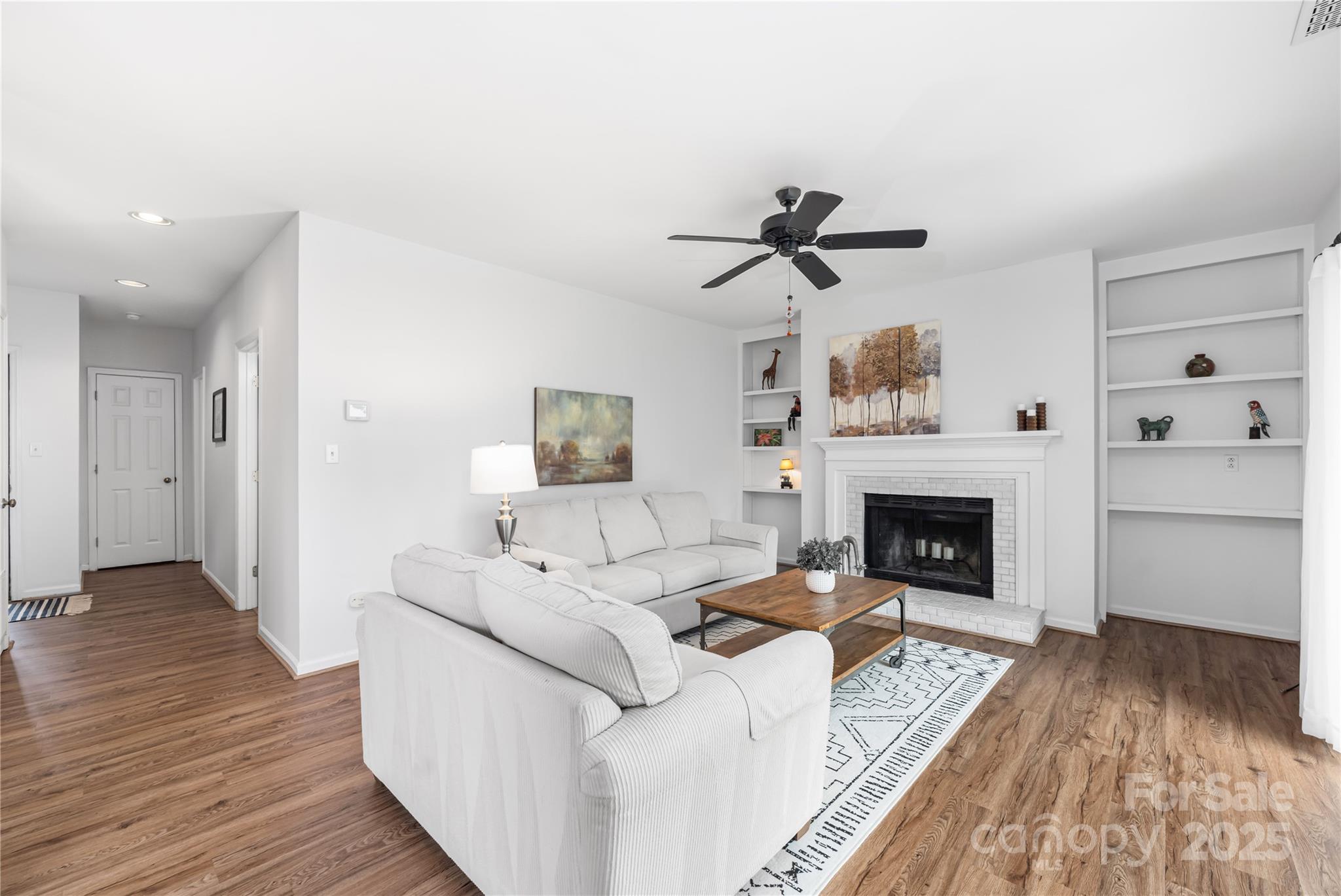 766 Marsh Road, Unit 2 Charlotte, NC 28209 - Photo 1 of 24 Gallery Image 1