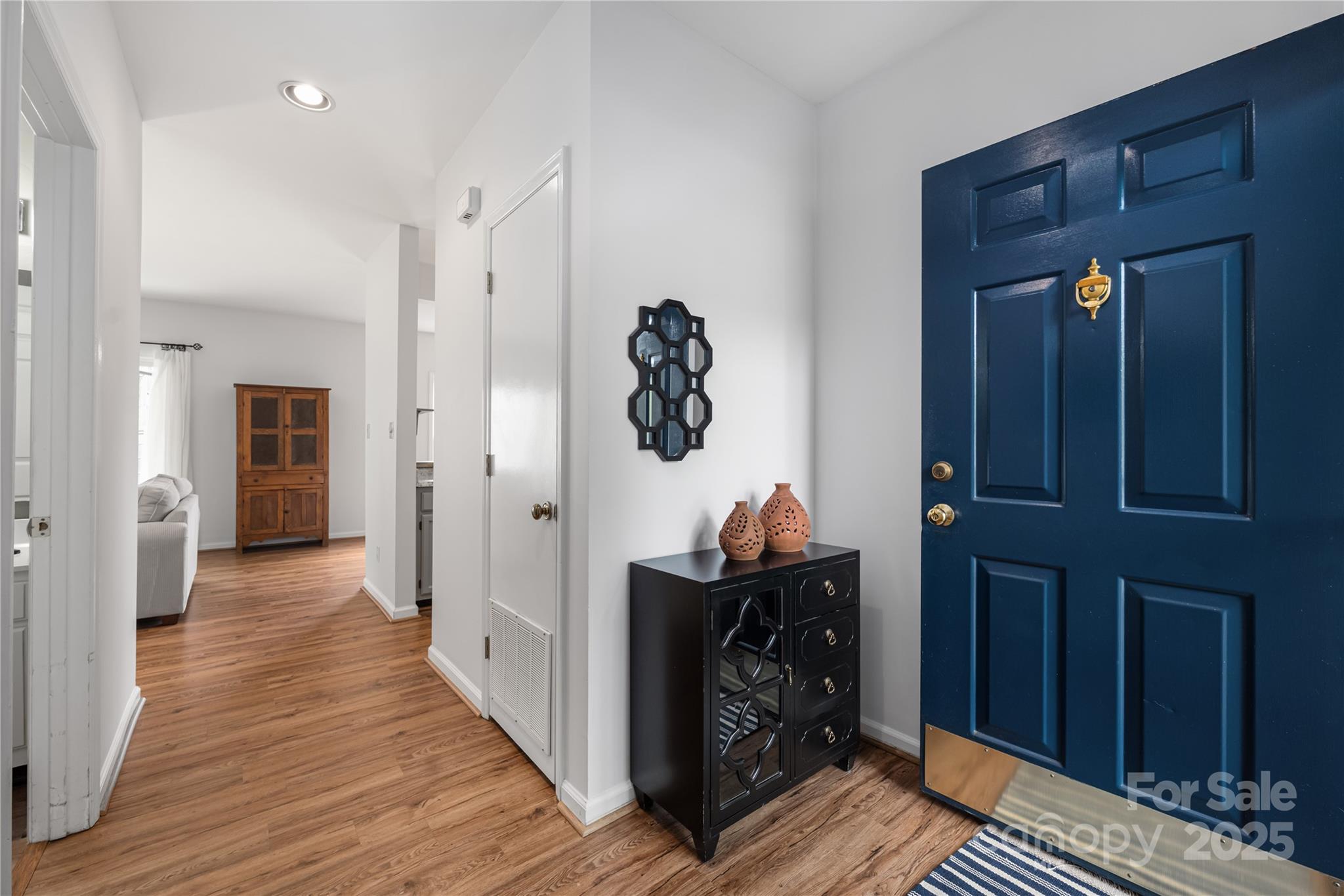 766 Marsh Road, Unit 2 Charlotte, NC 28209 - Photo 9 of 24 Gallery Image 9