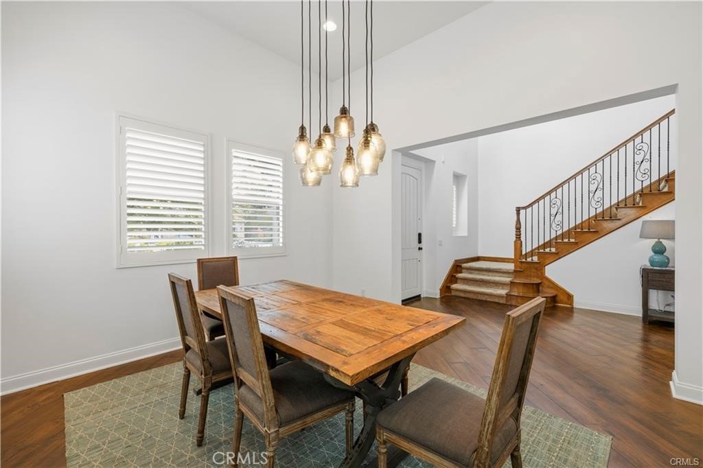 24949 Old Stone Way Stevenson Ranch, CA 91381 - Photo 8 of 75