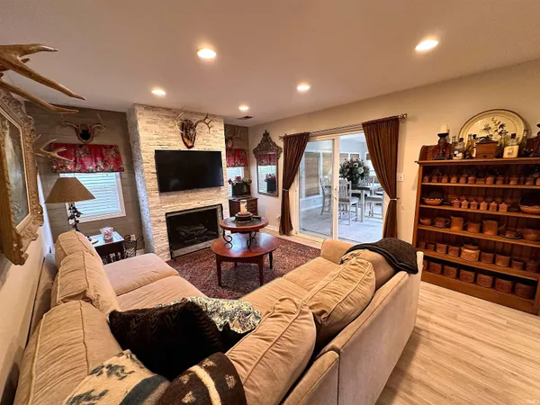 $479,900 | 11044 North Landing Road, Monticello, IN 47960