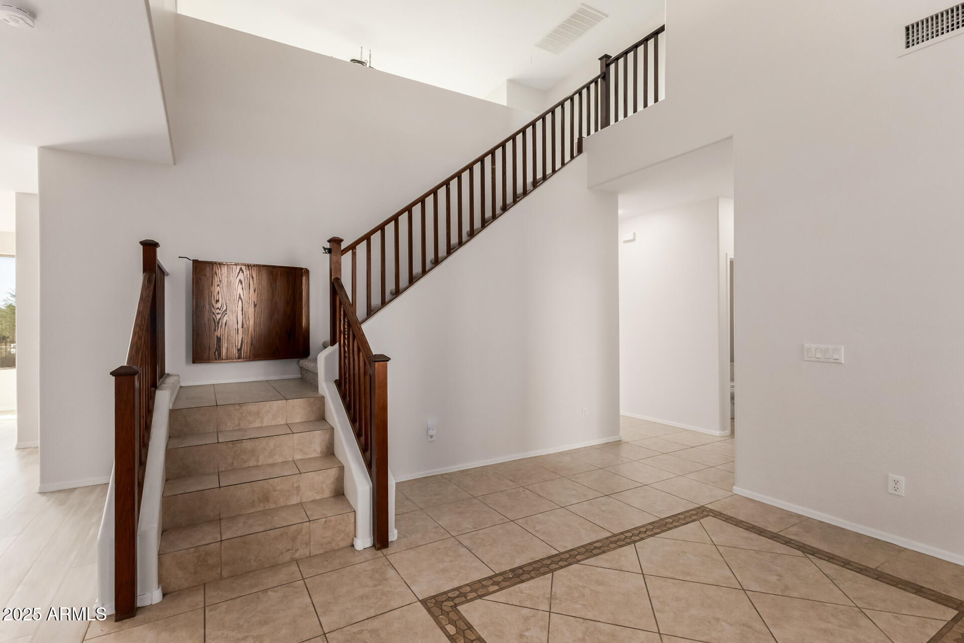 35822 North 33rd Lane Phoenix, AZ 85086 - Photo 3 of 54 a view of entryway and hall with a window