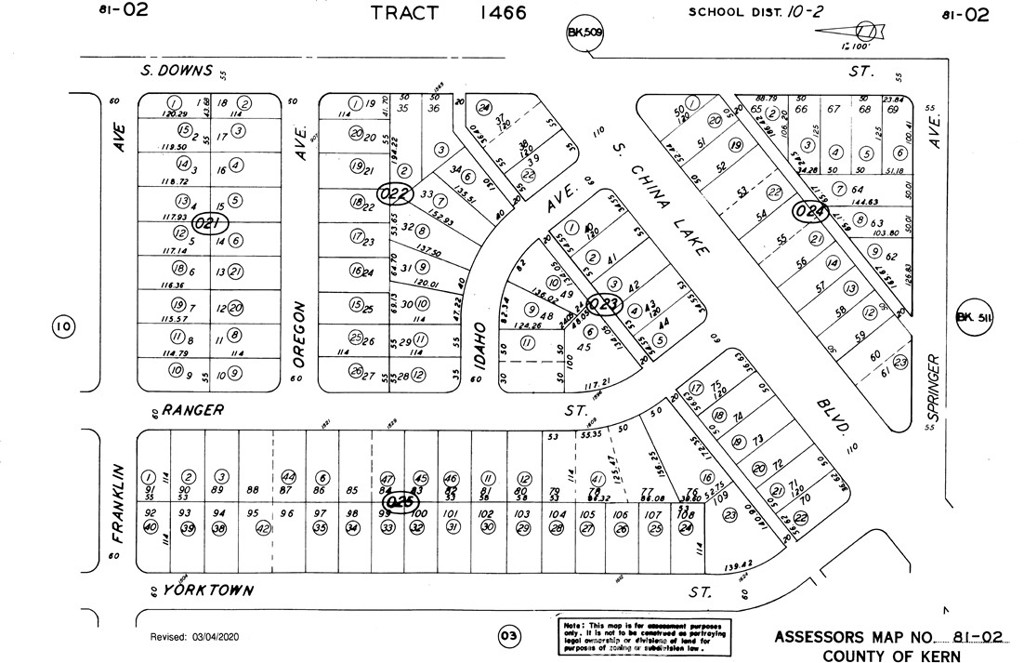 a black and white photo of a painting