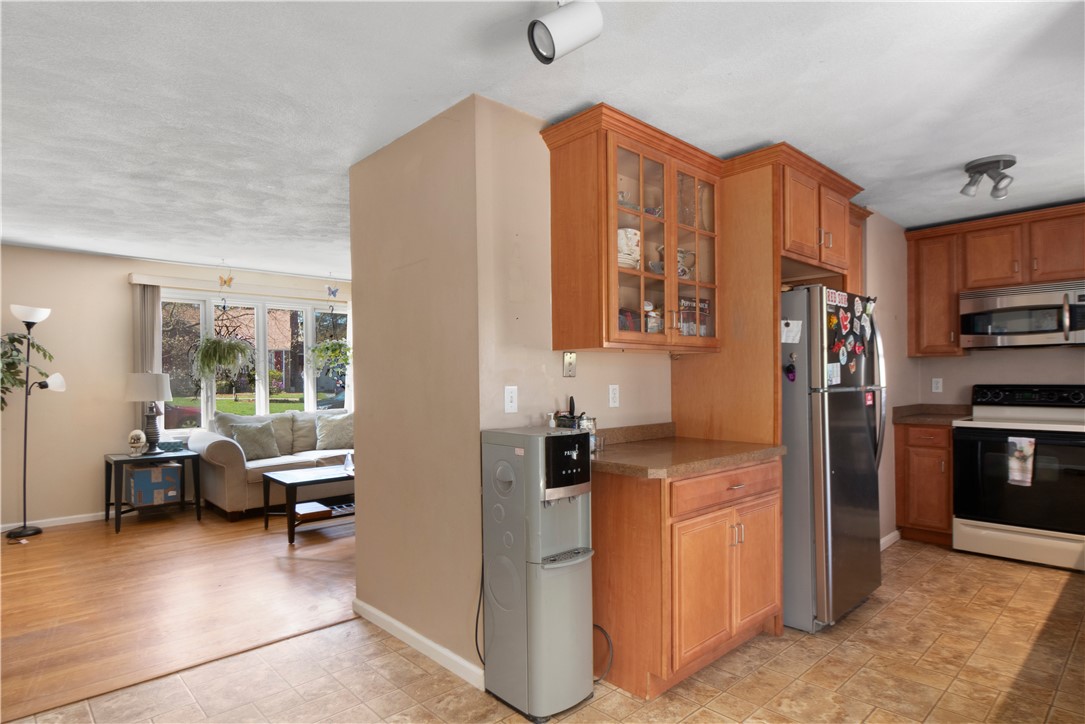 30 Frontier Road Warwick, RI 02889 - Photo 12 of 34