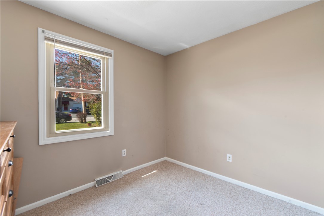 30 Frontier Road Warwick, RI 02889 - Photo 19 of 34
