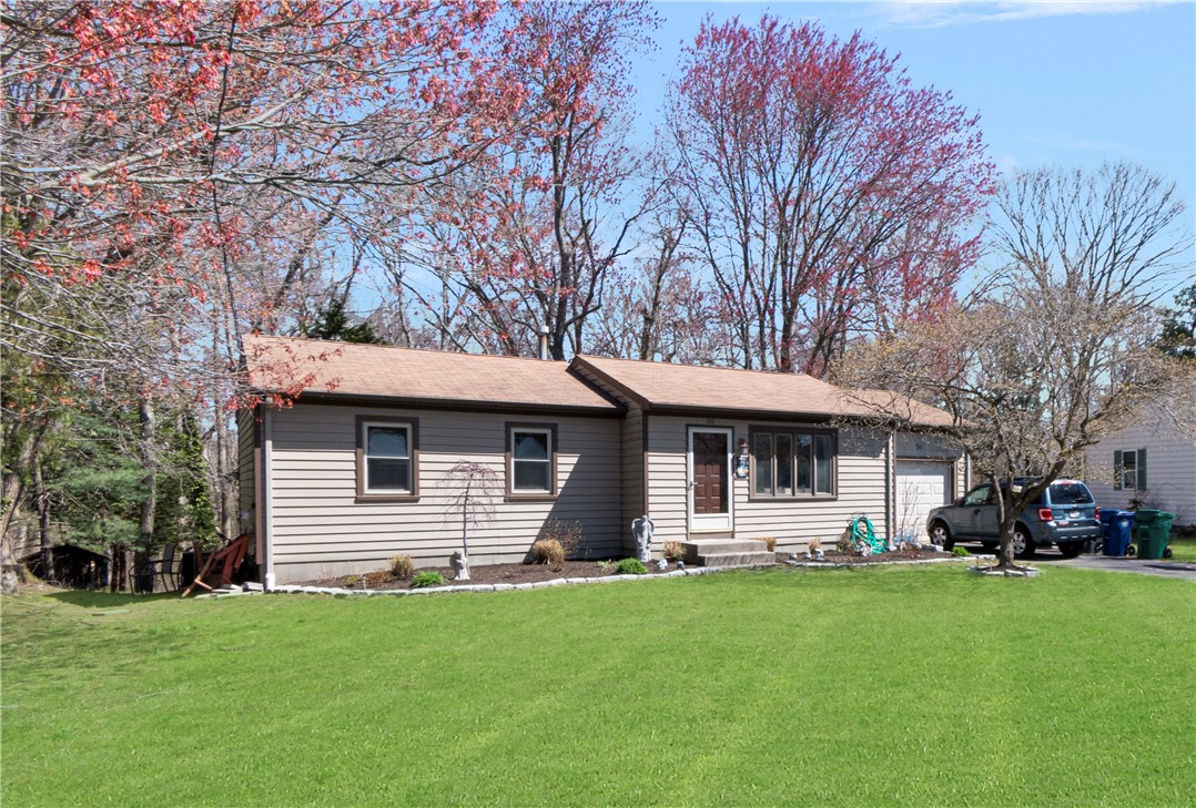 30 Frontier Road Warwick, RI 02889 - Photo 5 of 34
