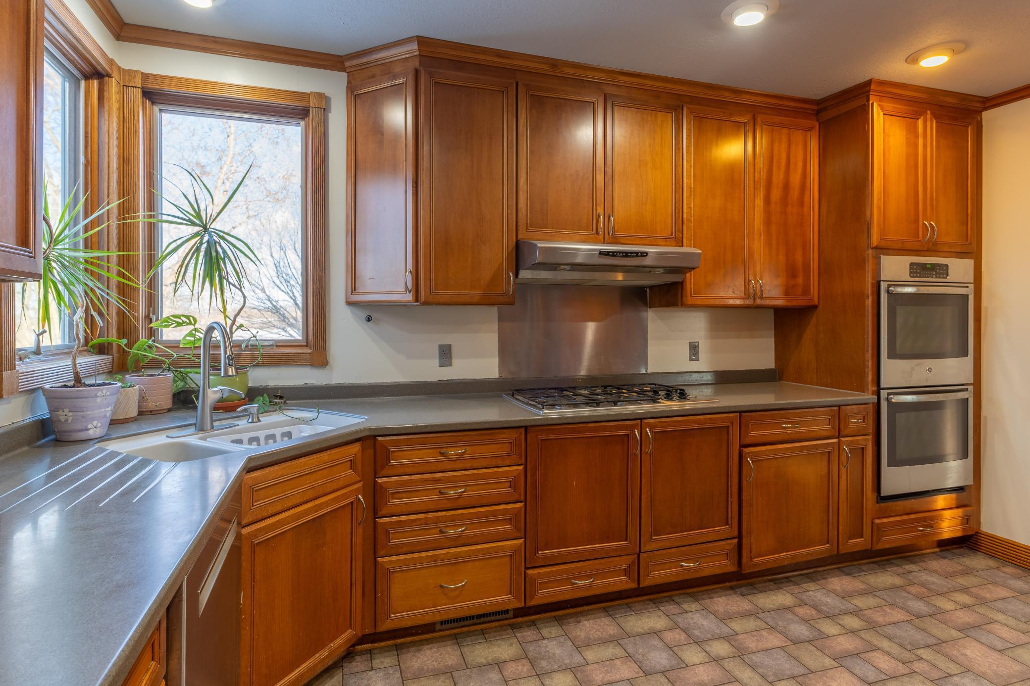 730 170th Street Dresser, WI 54009 - Photo 4 of 28