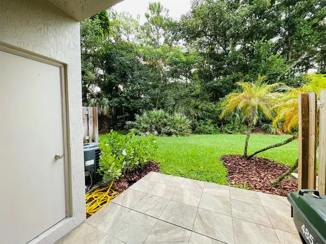 $2,500 | 4854 Northwest 58th Manor, Coconut Creek, FL 33073