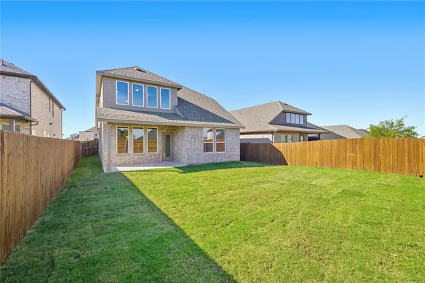 $442,000 | 266 Little Brg Drive, Lavon, TX 75166