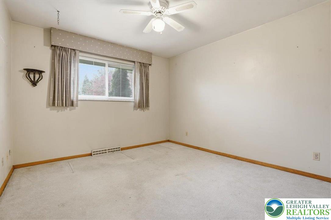 5271 Camp Meeting Road Center Valley, PA 18034 - Photo 19 of 38 Gallery Image 19