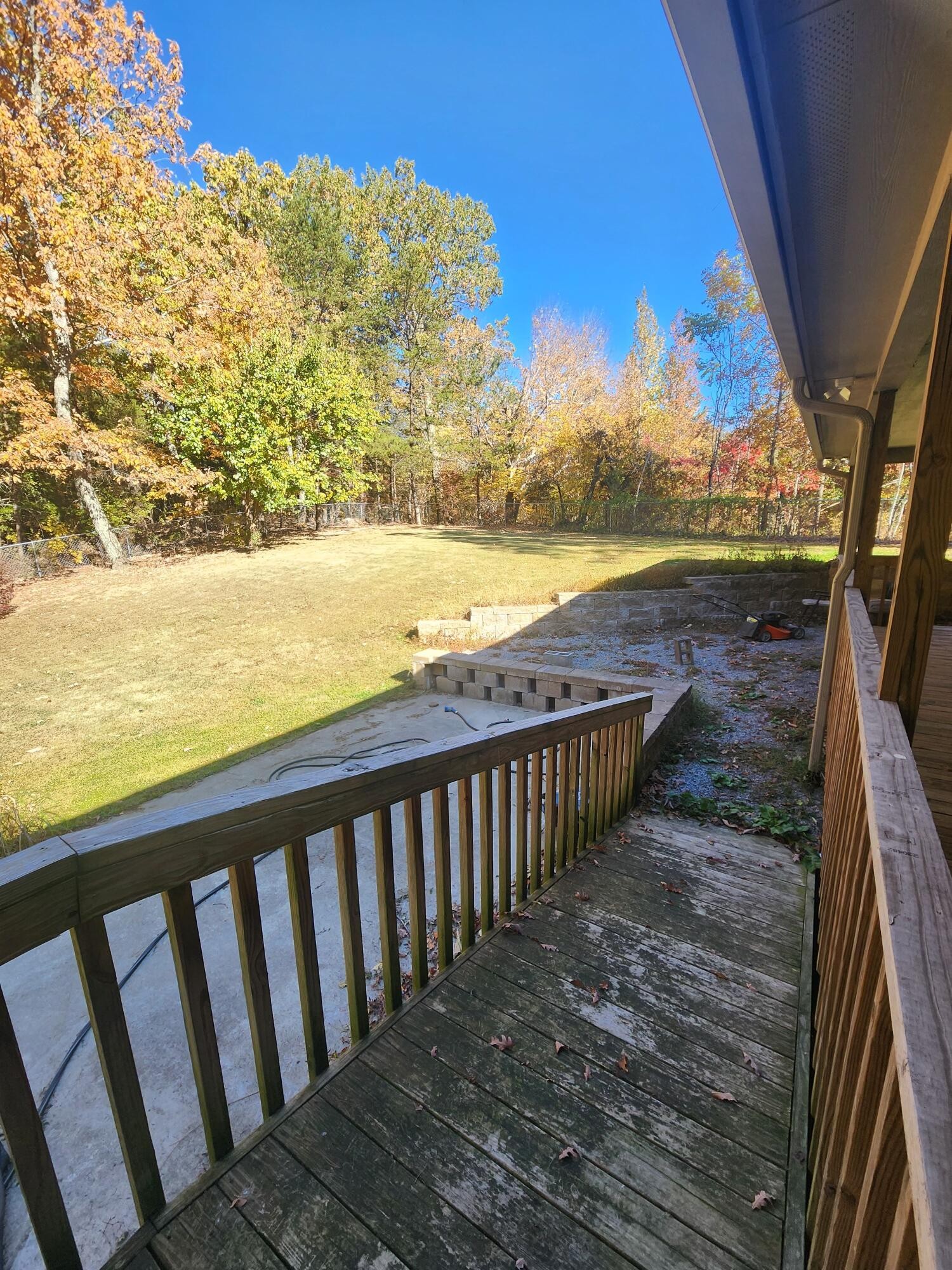 880 Price Road Spring City, TN 37381 - Photo 27 of 40 a view of outdoor space and yard