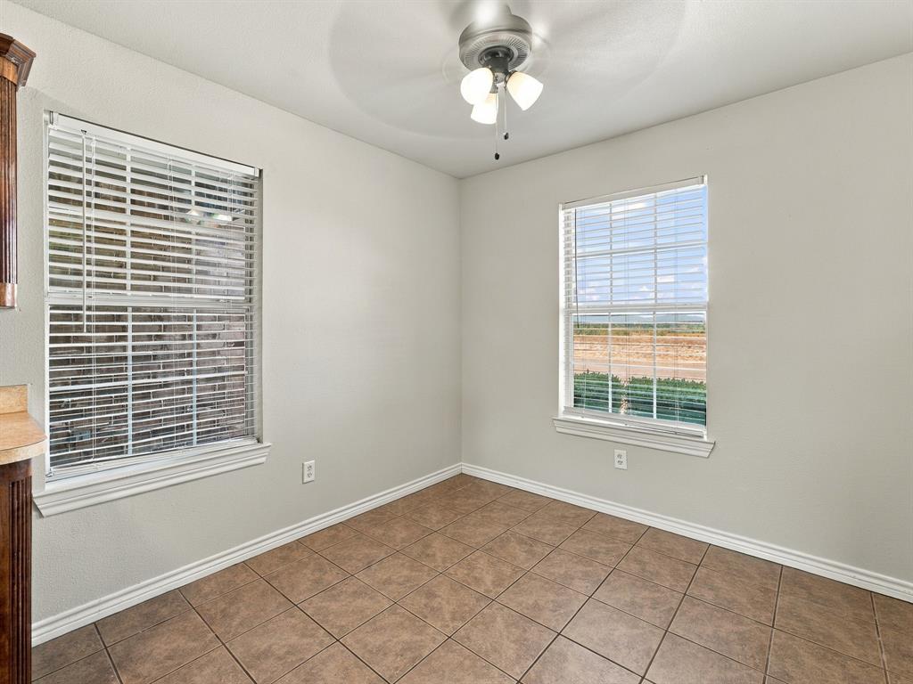 1711 North Chenoweth Road Decatur, TX 76234 - Photo 13 of 36 Gallery Image 13