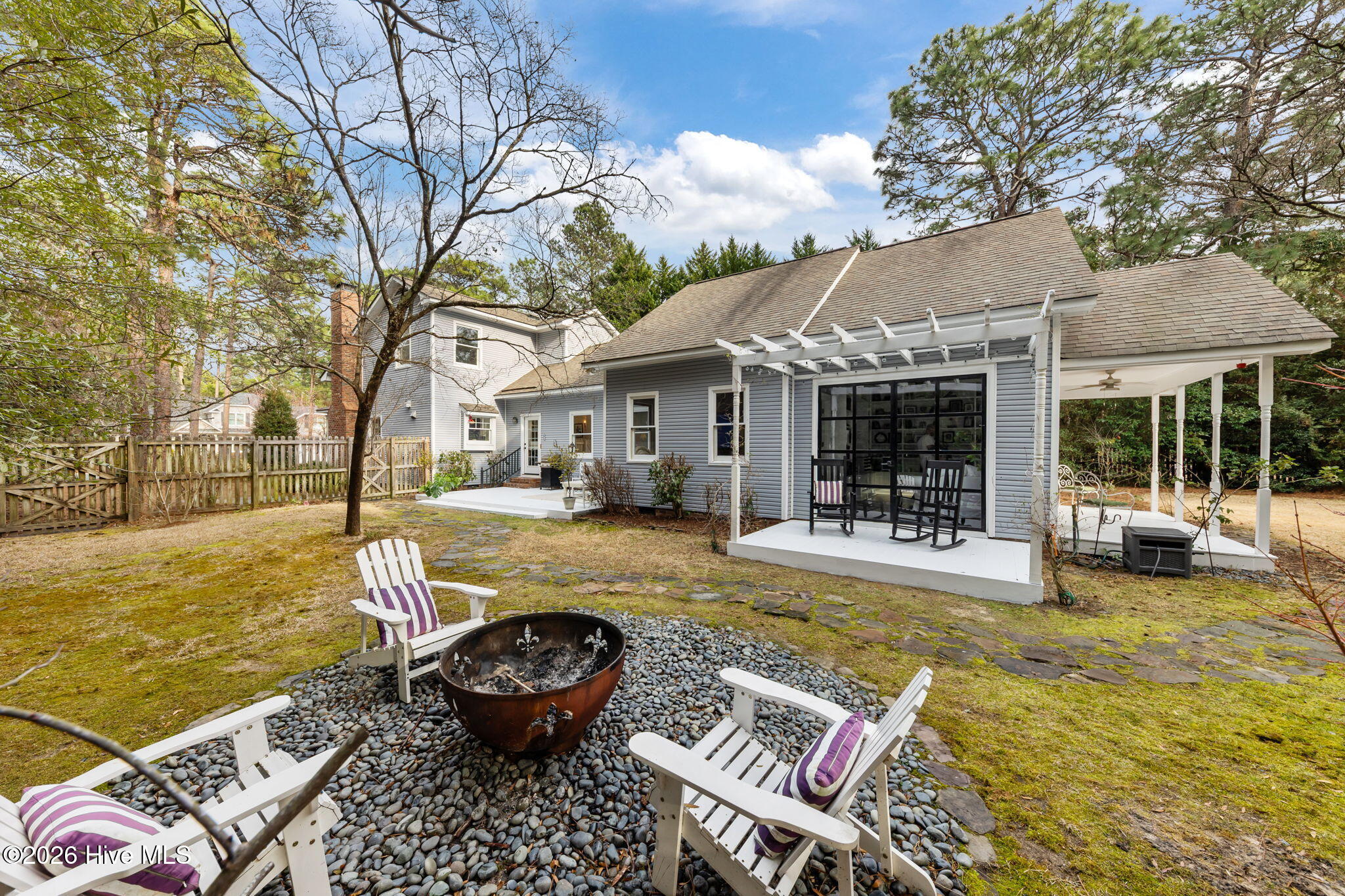 25 McLeod Road Pinehurst, NC 28374 - Photo 2 of 43 Side Yard