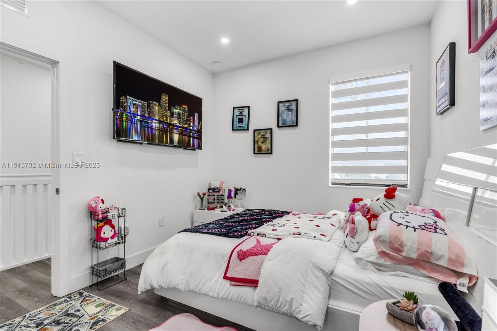 14782 Southwest 181st Terrace Miami, FL 33187 - Photo 22 of 49