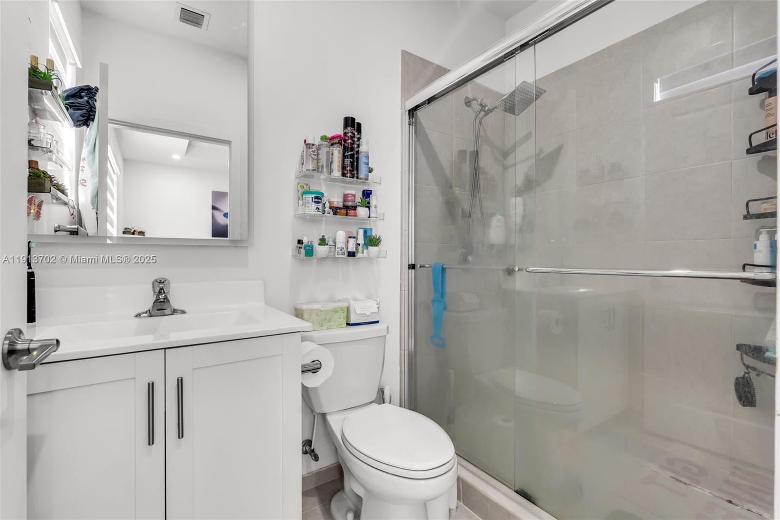 14782 Southwest 181st Terrace Miami, FL 33187 - Photo 26 of 49