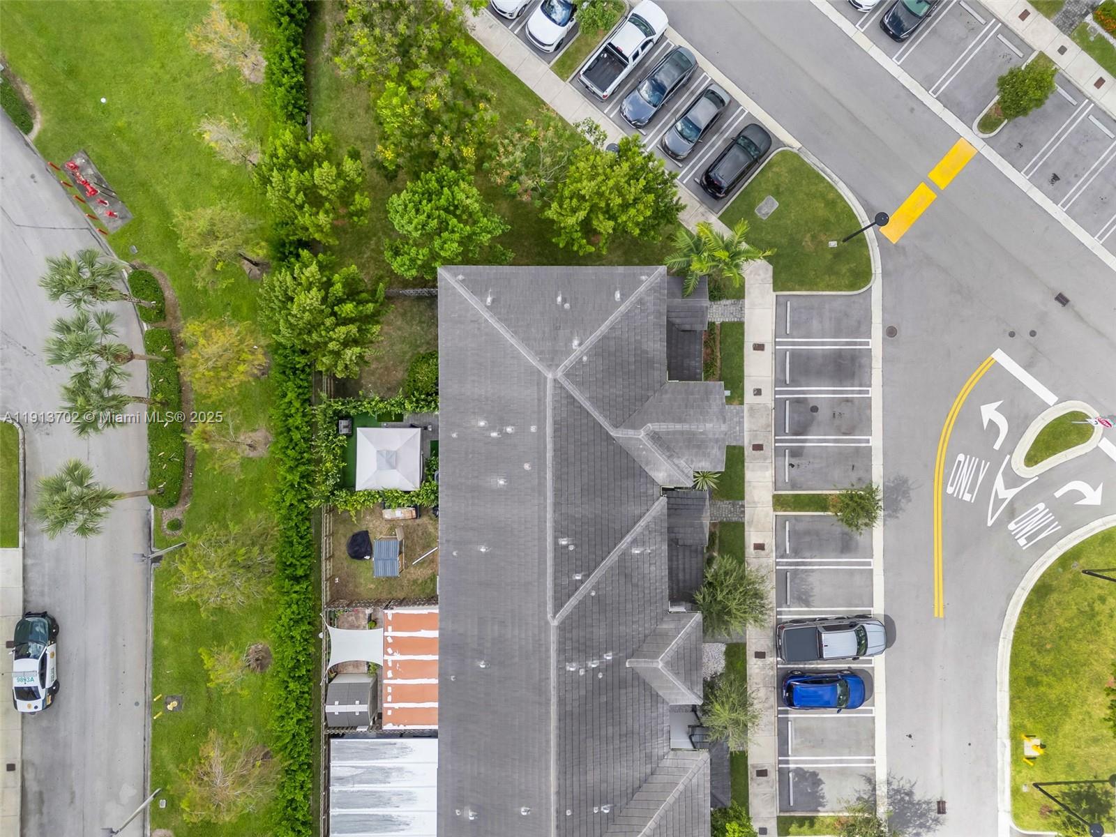 14782 Southwest 181st Terrace Miami, FL 33187 - Photo 44 of 49