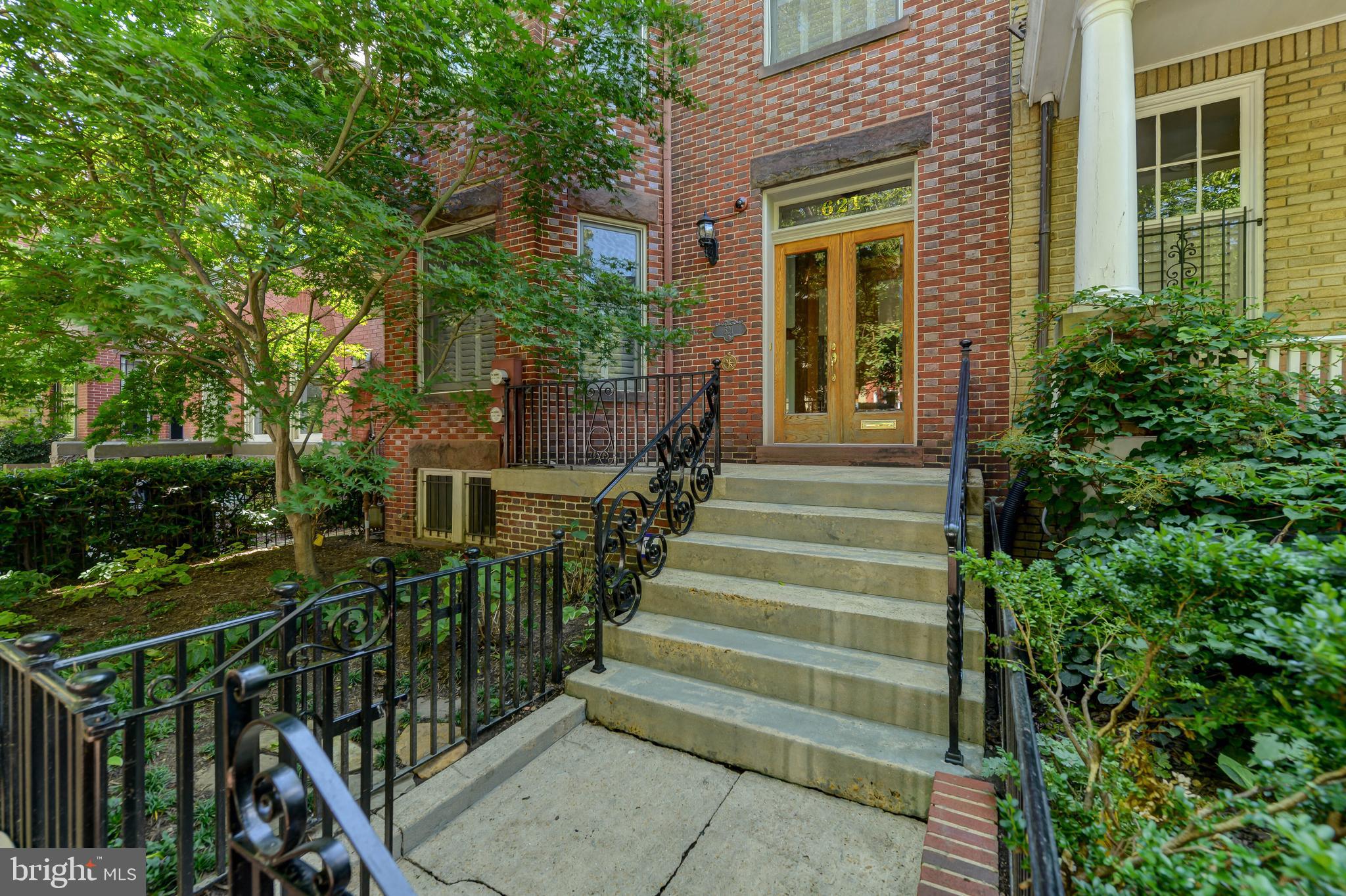 621 A Street Northeast Washington, DC 20002 - Photo 3 of 33