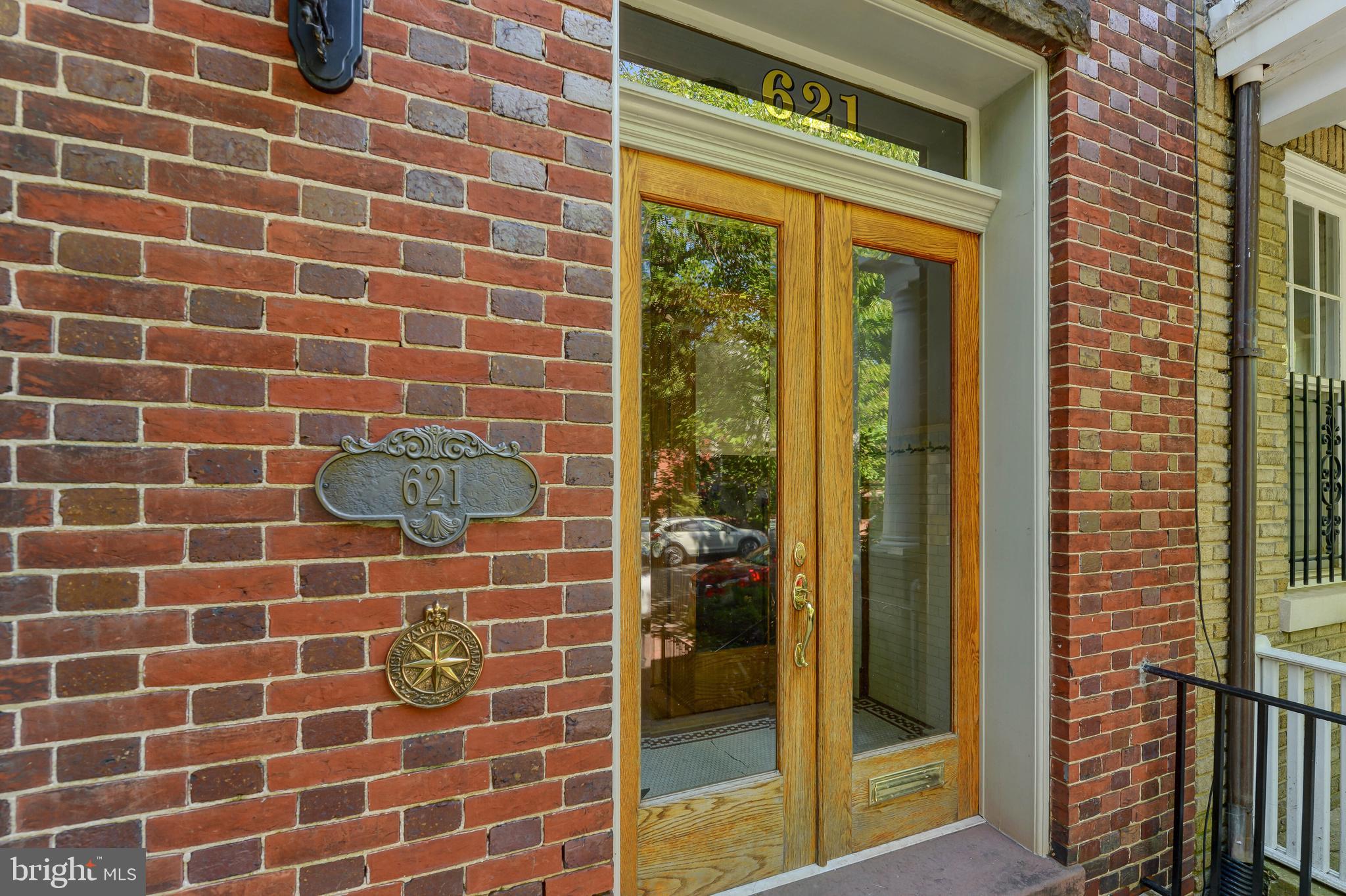 621 A Street Northeast Washington, DC 20002 - Photo 5 of 33