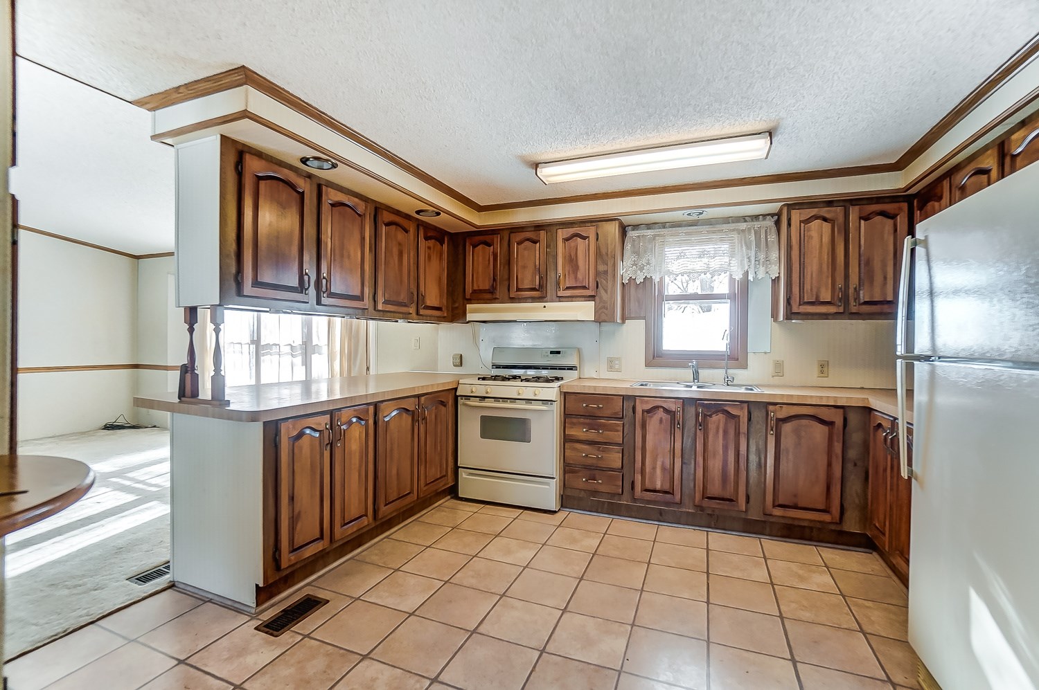 6285 North Van Guilder Road Fremont, IN 46737 - Photo 9 of 33 Gallery Image 9