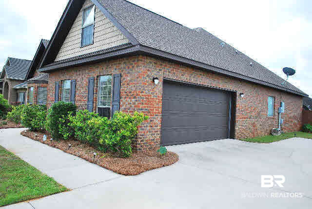 11188 Roanoke Loop Daphne, AL 36526 - Photo 4 of 40 Side View