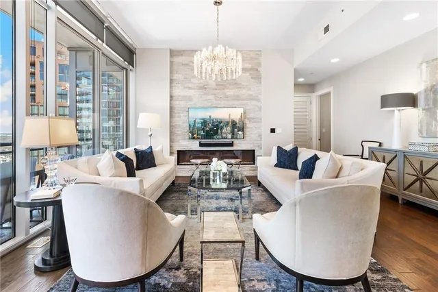 $1,255,000 | 1065 Peachtree Street Northeast, Unit 3105, Atlanta, GA 30309