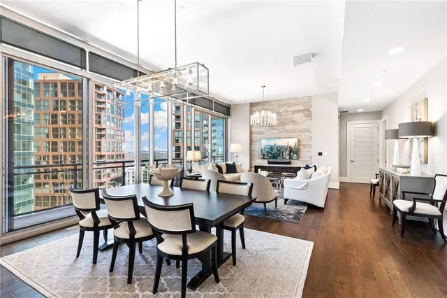 $1,255,000 | 1065 Peachtree Street Northeast, Unit 3105, Atlanta, GA 30309
