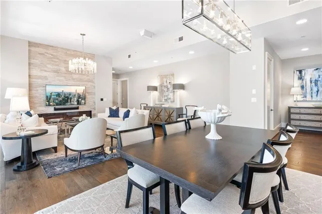 $1,255,000 | 1065 Peachtree Street Northeast, Unit 3105, Atlanta, GA 30309