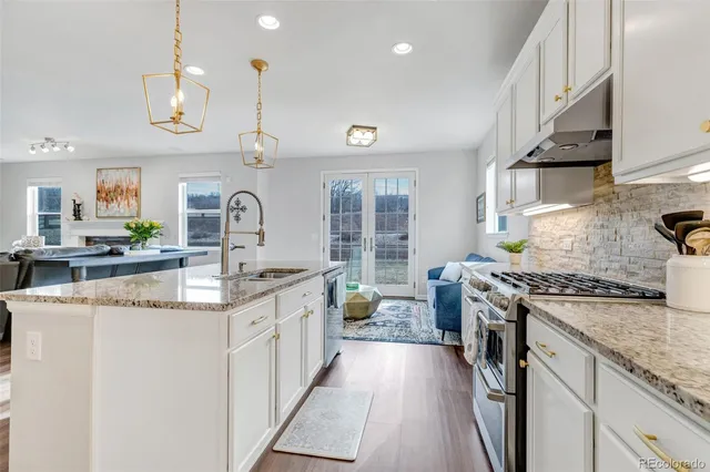 $950,000 | 7232 Oasis Drive, Castle Rock, CO 80108