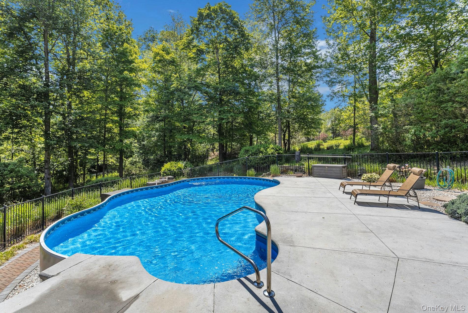 204 Cherry Hill Road Carmel, NY 10512 - Photo 35 of 41