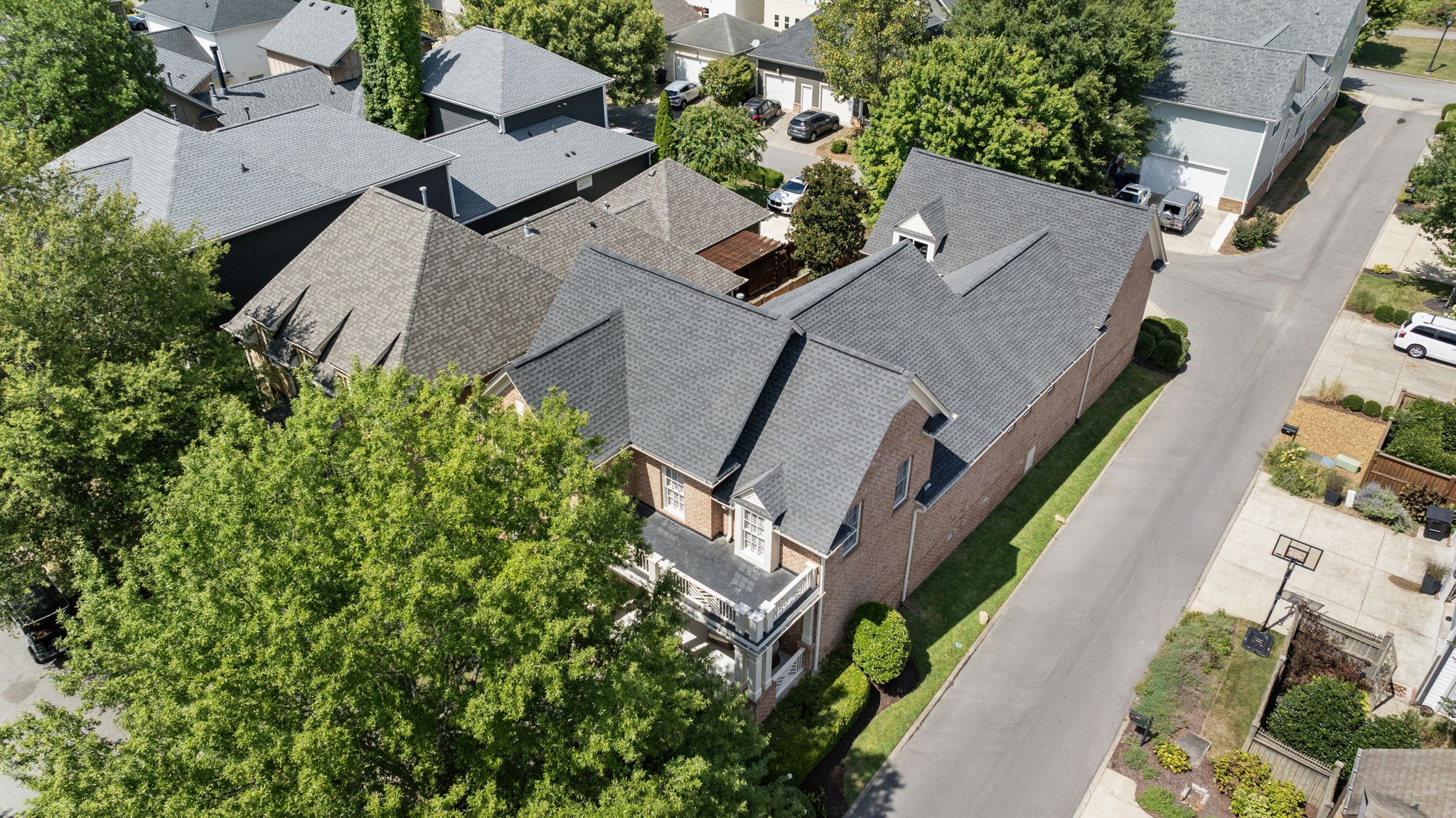 128 Addison Avenue Franklin, TN 37064 - Photo 76 of 81 an aerial view of multiple houses with yard