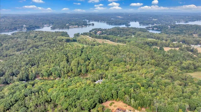 $1,950,000 | 2854 Hickory Cove Lane, Moneta, VA 24121