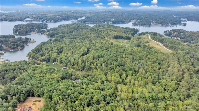 $1,950,000 | 2854 Hickory Cove Lane, Moneta, VA 24121