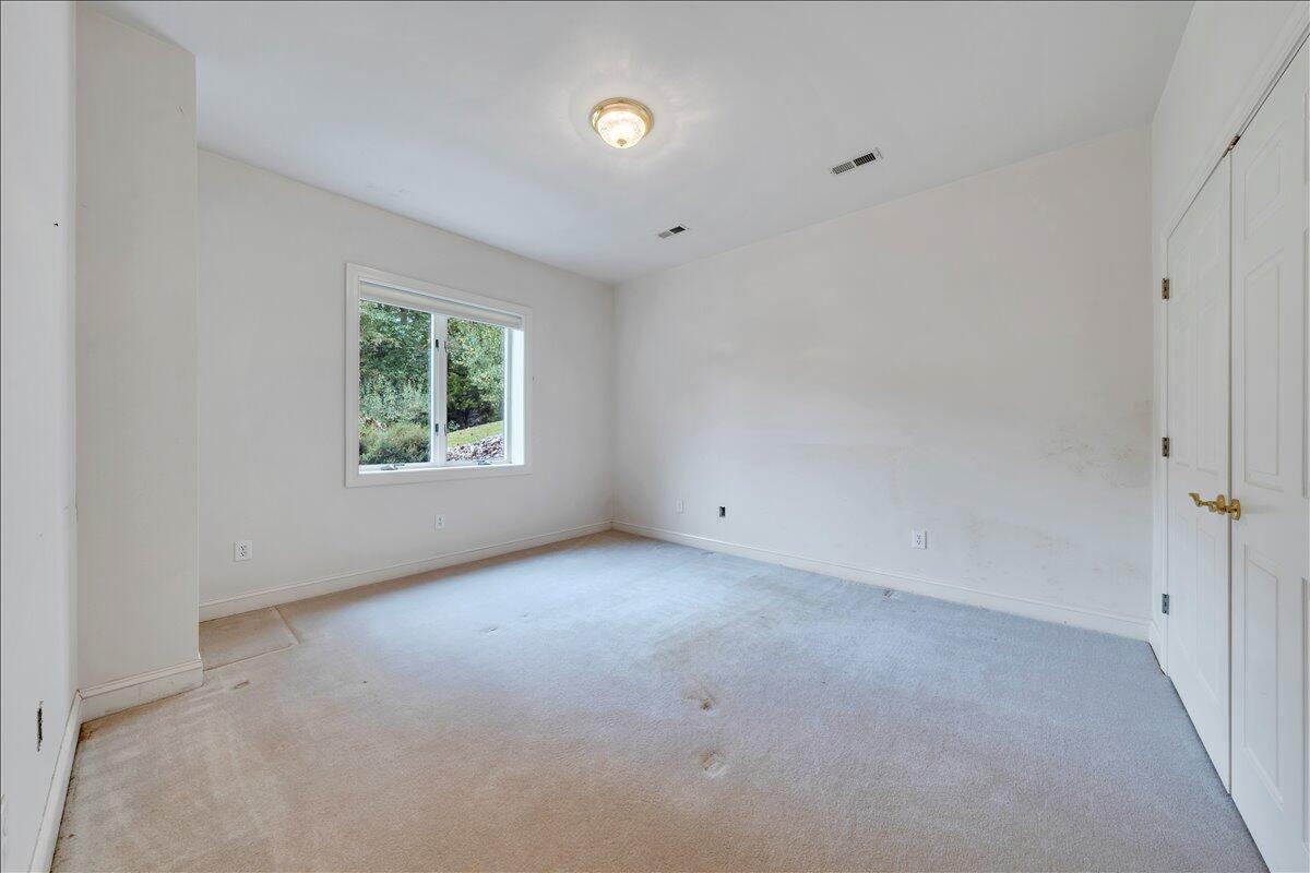 2854 Hickory Cove Lane Moneta, VA 24121 - Photo 63 of 148 Bedroom