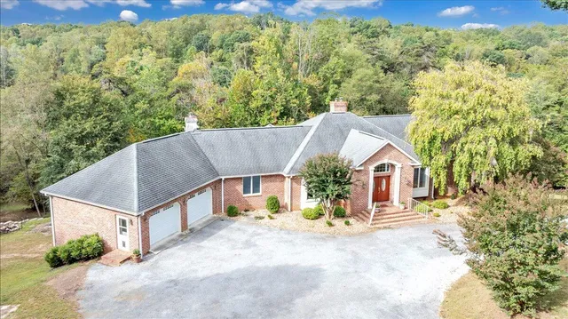 $1,950,000 | 2854 Hickory Cove Lane, Moneta, VA 24121