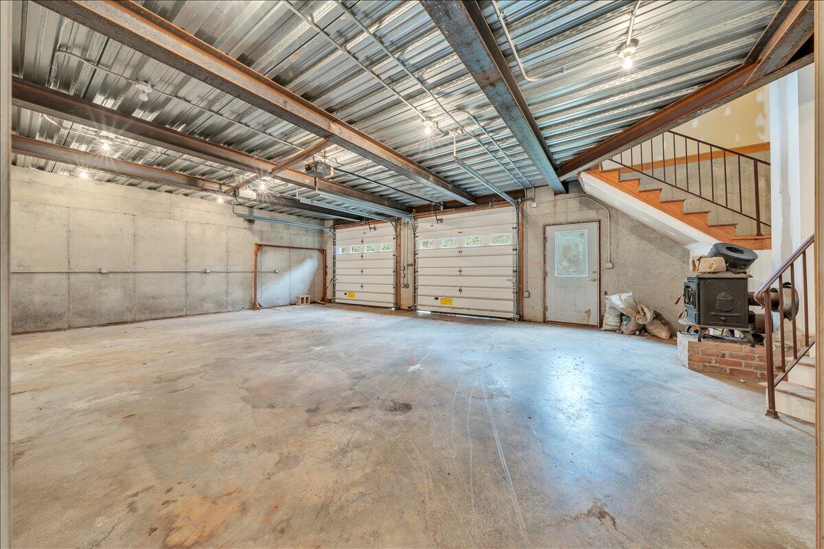2854 Hickory Cove Lane Moneta, VA 24121 - Photo 78 of 148 Garage