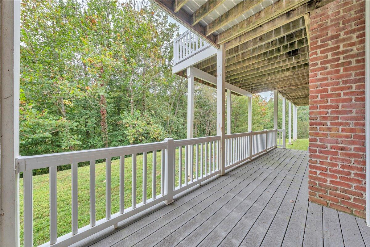 2854 Hickory Cove Lane Moneta, VA 24121 - Photo 80 of 148 Deck