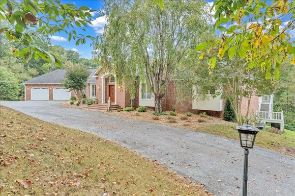 $1,950,000 | 2854 Hickory Cove Lane, Moneta, VA 24121