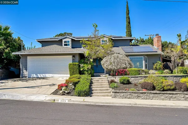 $1,129,000 | 203 Virginia Circle, Martinez, CA 94553