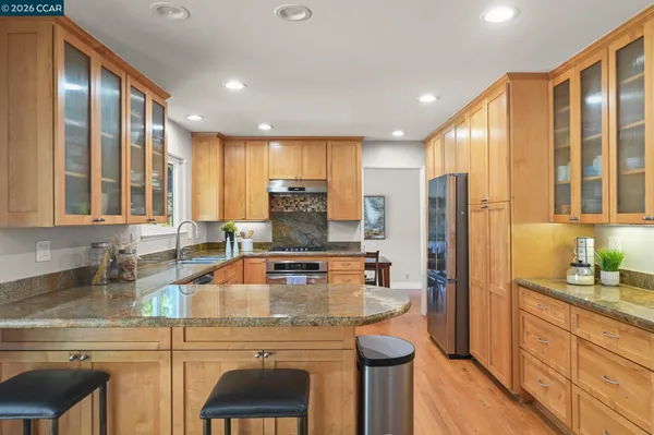 $1,129,000 | 203 Virginia Circle, Martinez, CA 94553