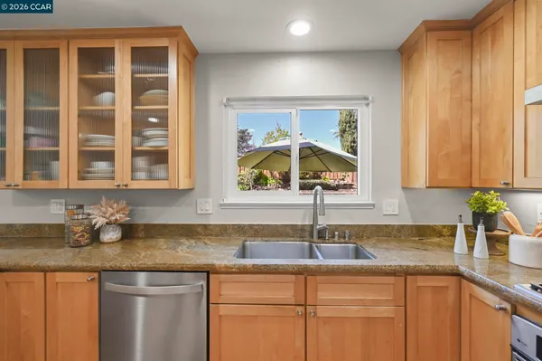 $1,129,000 | 203 Virginia Circle, Martinez, CA 94553