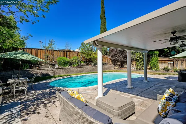 $1,129,000 | 203 Virginia Circle, Martinez, CA 94553