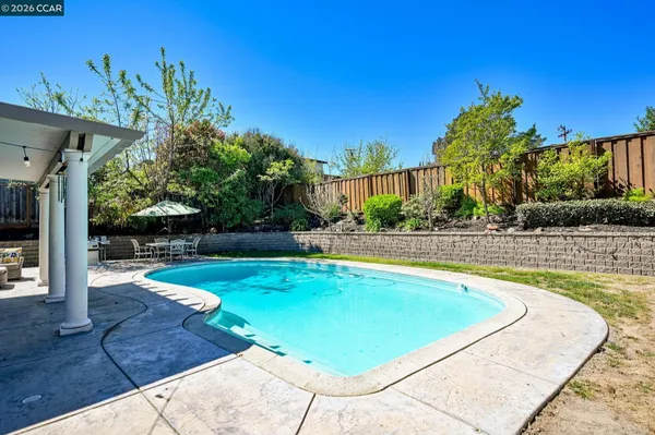$1,129,000 | 203 Virginia Circle, Martinez, CA 94553
