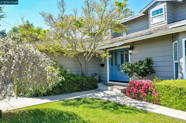 $1,129,000 | 203 Virginia Circle, Martinez, CA 94553