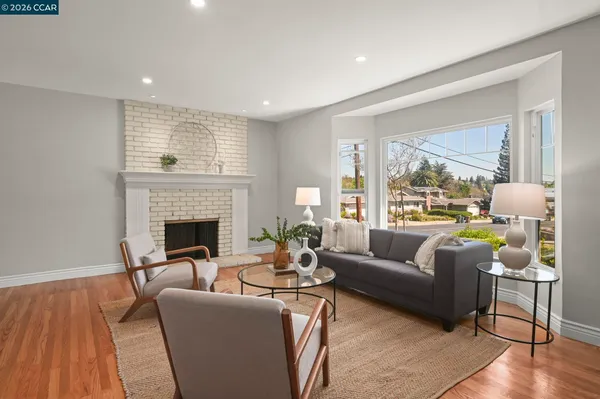 $1,129,000 | 203 Virginia Circle, Martinez, CA 94553