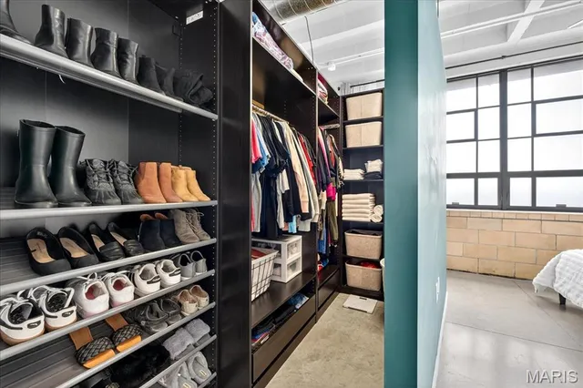 $170,000 | 1720 Chouteau Avenue, Unit 302, St. Louis, MO 63103