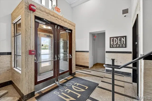 $170,000 | 1720 Chouteau Avenue, Unit 302, St. Louis, MO 63103