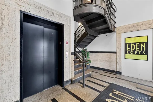 $170,000 | 1720 Chouteau Avenue, Unit 302, St. Louis, MO 63103