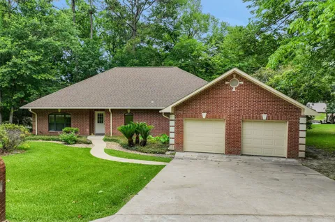 $549,000 | 210 Harbor Run Drive, Coldspring, TX 77331